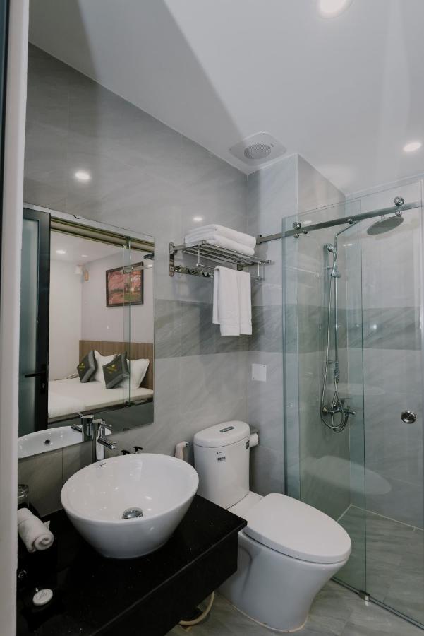 Royal Palms Hotel Tuy Hoa Bagian luar foto