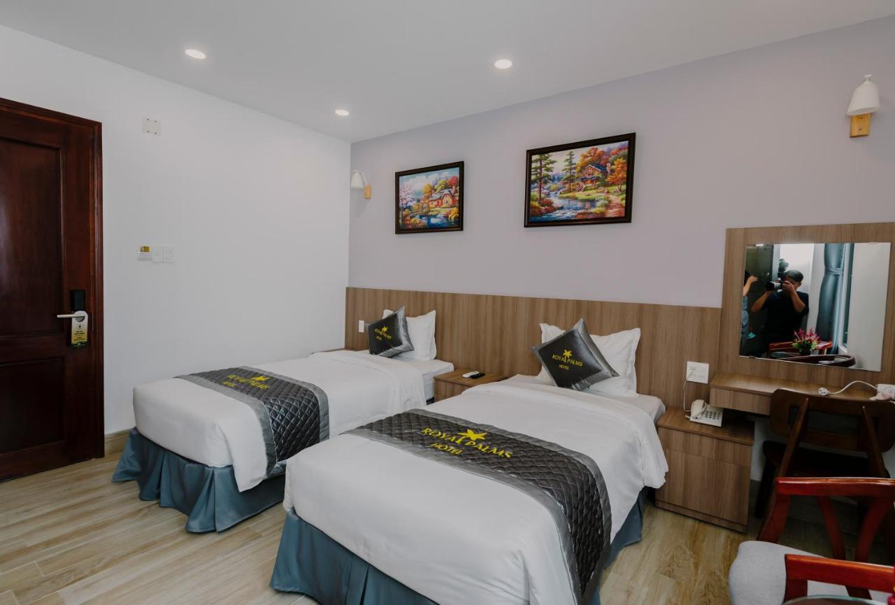 Royal Palms Hotel Tuy Hoa Bagian luar foto
