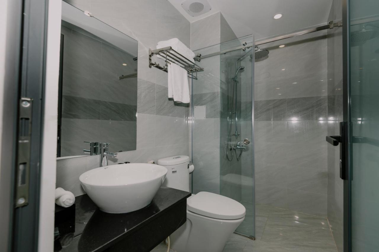 Royal Palms Hotel Tuy Hoa Bagian luar foto